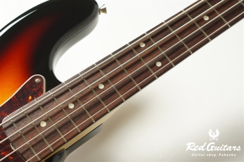 Made in Japan Traditional 60s Jazz Bass ‐ 3-Color Sunburst